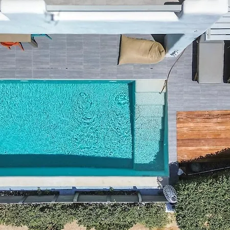 Seascape Blanc Apartment *